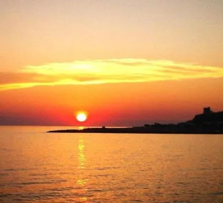 Semesterbostad A Due Passi Dal Mare